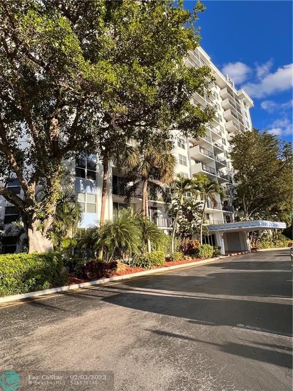 Foto del edificio - 1800 N Andrews Ave