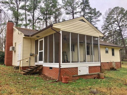 Building Photo - 107 Evergreen Rd
