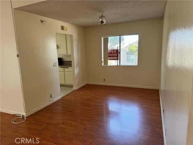 Building Photo - 300 Ridge Terrace Ln