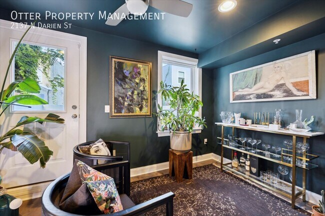 Foto del edificio - 2137 N Darien St