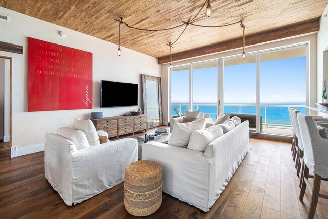 Foto del edificio - 2700 N Ocean Dr