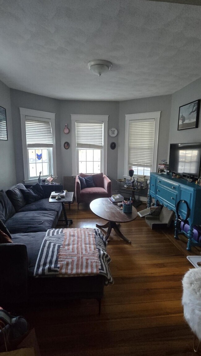 Foto del edificio - 835 Fellsway