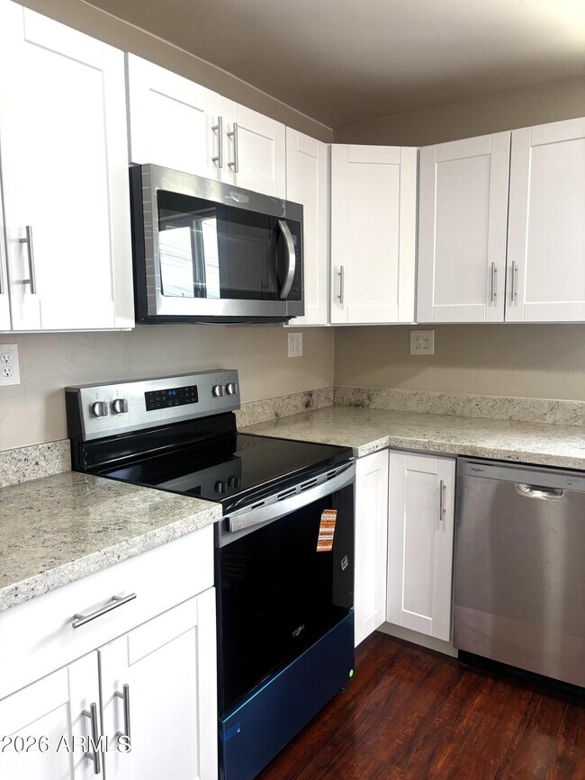 Foto del edificio - 208 N Cleveland Ave
