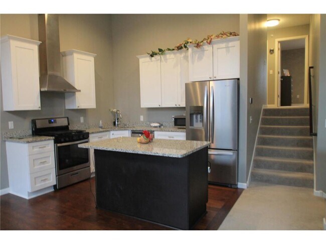 Building Photo - 13677 Brockway Ave