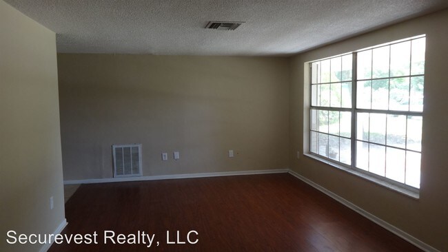 Foto del edificio - 3 br, 1.5 bath House - 7013 Green Street