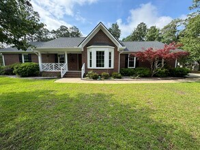 Building Photo - 2512 Lakeheath Ct
