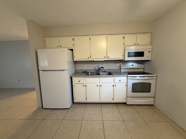 Photo - 202 2nd St Apartment