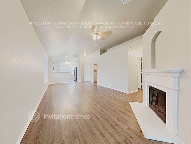 Building Photo - 209 Tanglewood Pl