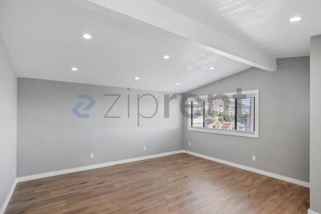 Foto del edificio - 161 Pecks Ln