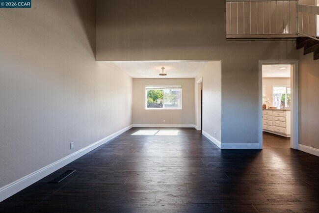 Foto del edificio - 1359 Shade Oak Ln
