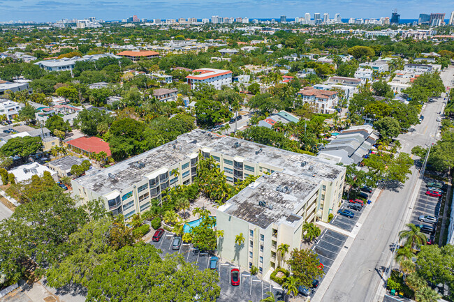 Alternate - Las Olas Regency