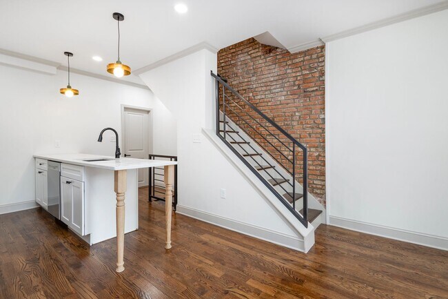 Foto del edificio - 2226 N Sydenham St