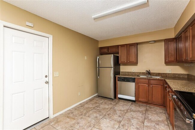 Foto del edificio - 441 S Sparkman Ave