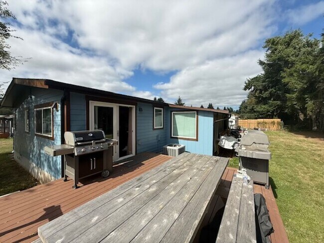 Foto del edificio - 3 Bedroom 2 bathroom House!