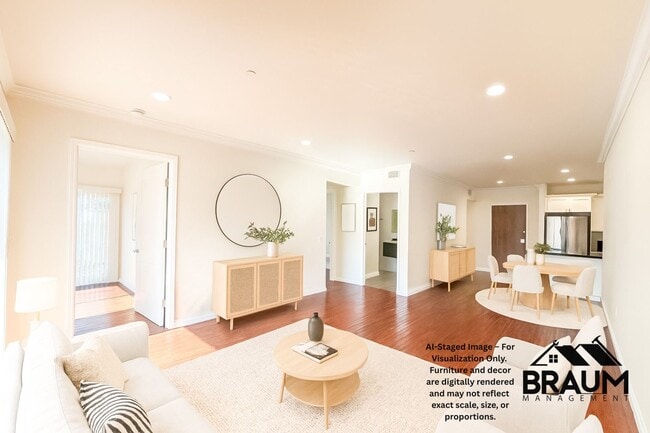 Building Photo - 332 S Virgil Ave