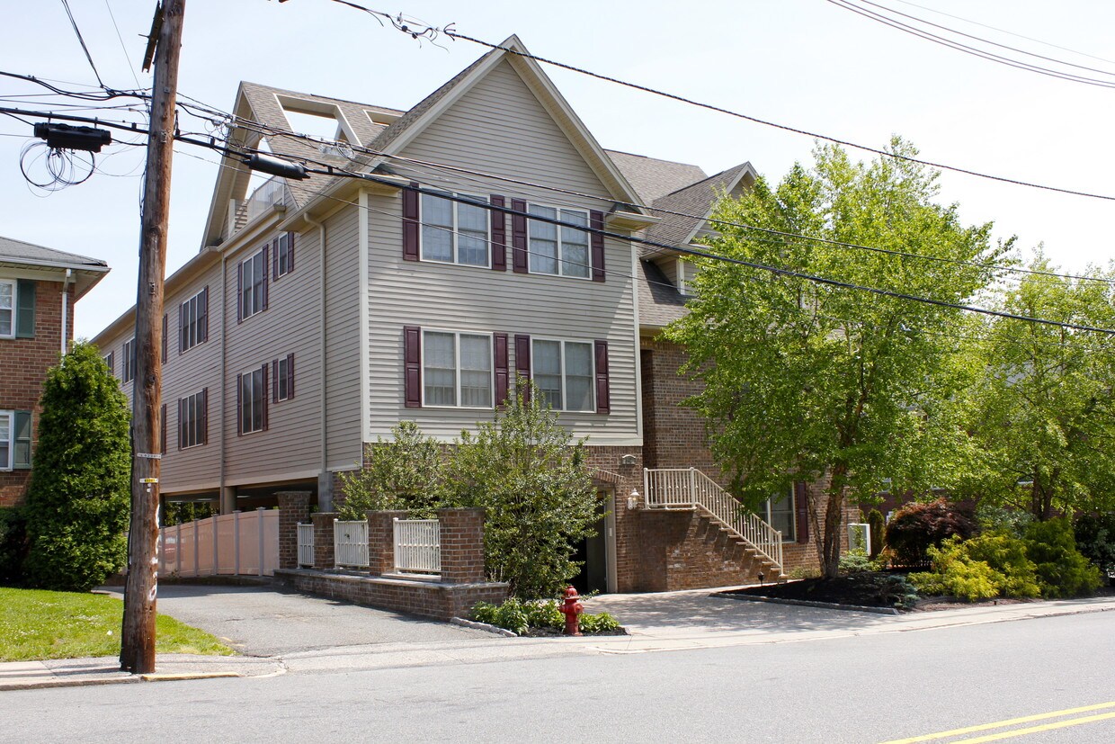 642 Franklin Ave, Nutley, NJ 07110 Apartments Nutley, NJ