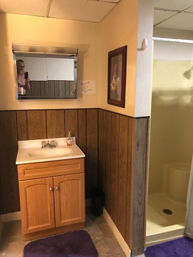 2900 Hecla St Unit stan, Butte, MT 59701 Apartments in Butte, MT