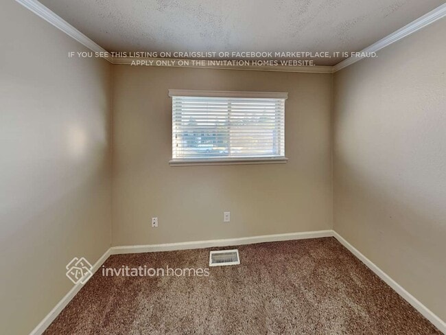 Building Photo - 6123 99th St NE