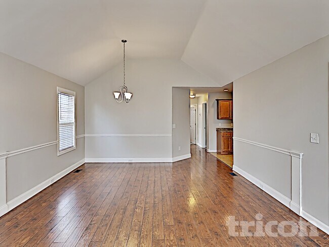 Foto del edificio - 1721 Stephenson Ln