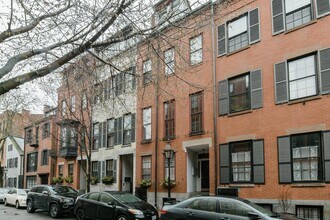 Building Photo - 9 Fayette St