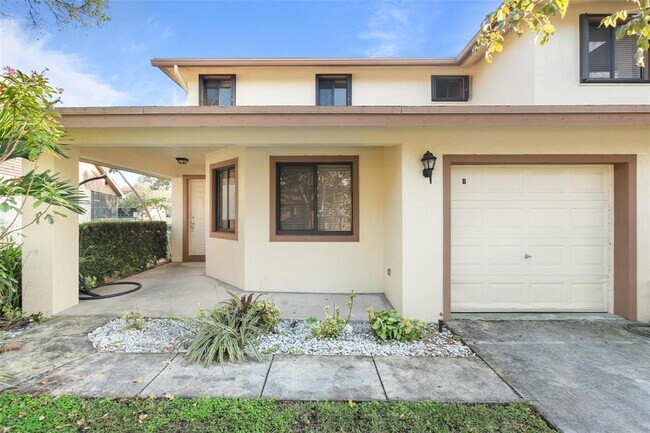 Building Photo - 6094 Live Oak Ct