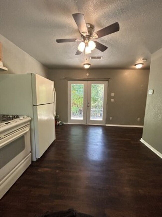 Foto del edificio - 17032 County Rd 1261