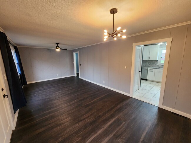 Foto del edificio - Beautiful 3-bedroom, 2-bathroom home in Be...
