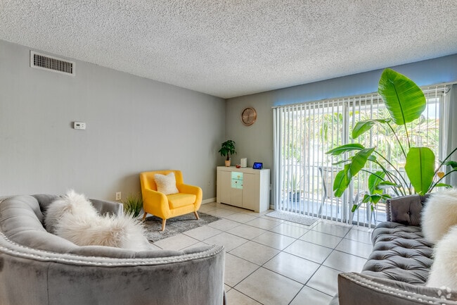 1BD, 1BA - 713SF - Living Room - Clear Lake Palms