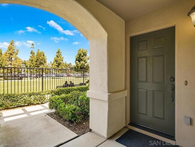 Foto del edificio - 2842 Farragut Rd