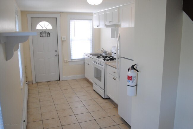 Foto del edificio - 505 1/2 Ocean Park Ave