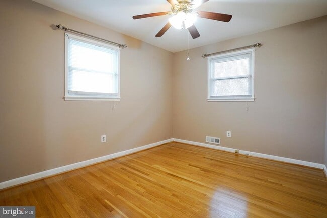 Foto del edificio - 2017 N Cameron St