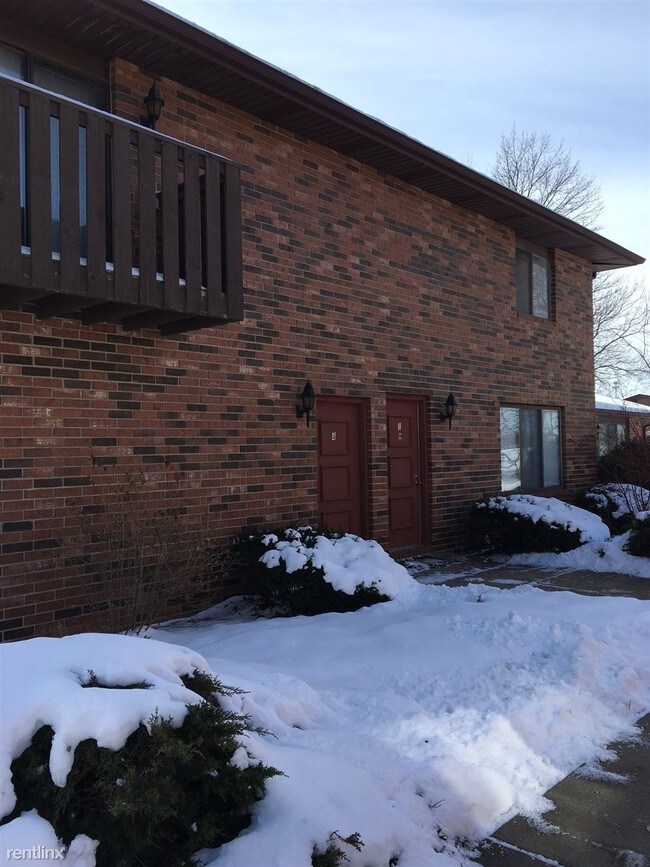 3909 Cabaret Trl W, Saginaw, MI 48603 Condo for Rent in Saginaw, MI
