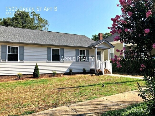 Photo - 1502 Green St House