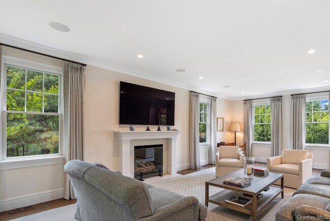 Foto del edificio - 150 Harvest Ln