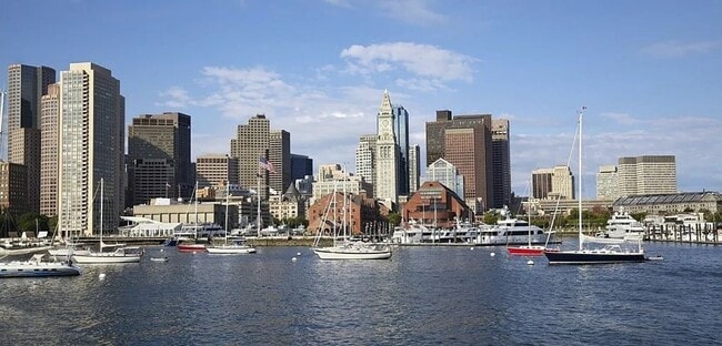 Building Photo - Large Waterfront unit