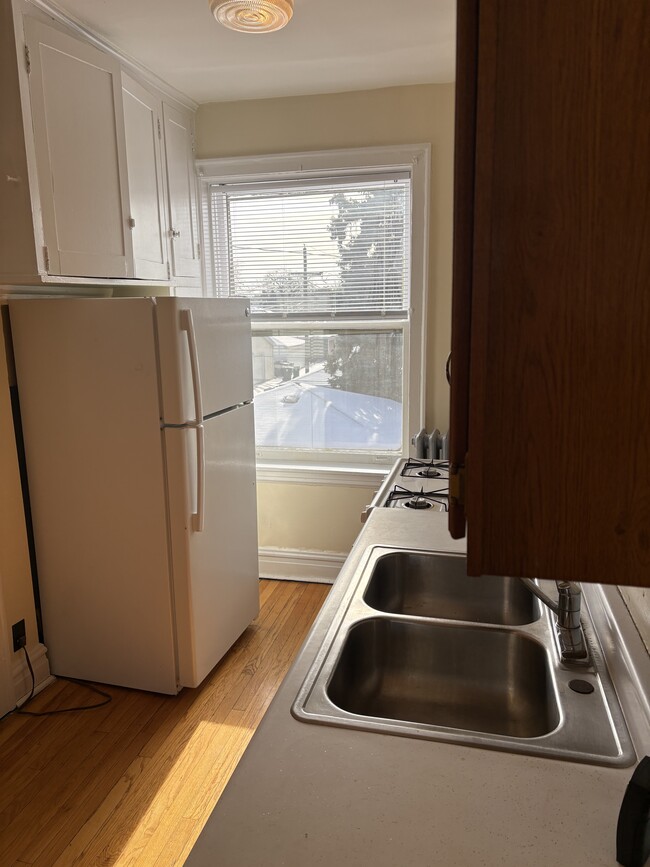 Foto del edificio - 33rd & Ridgeland Ave