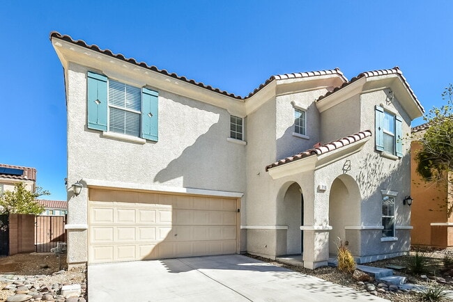 Building Photo - 710 Loughton St