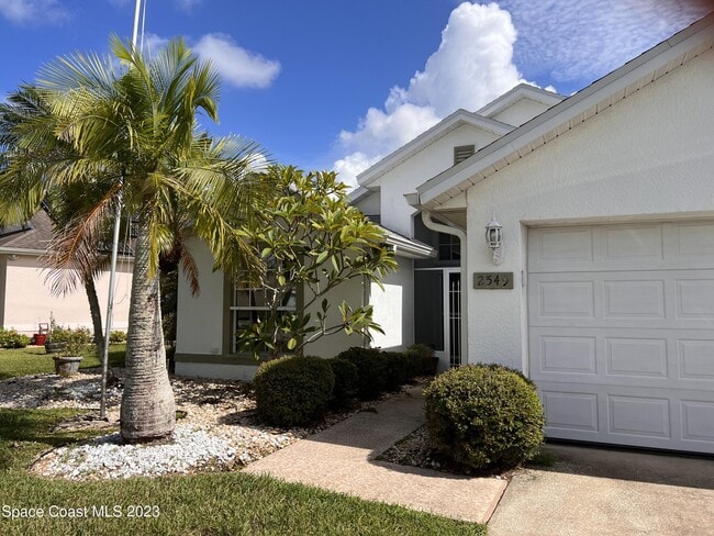 Building Photo - 2549 Addington Cir