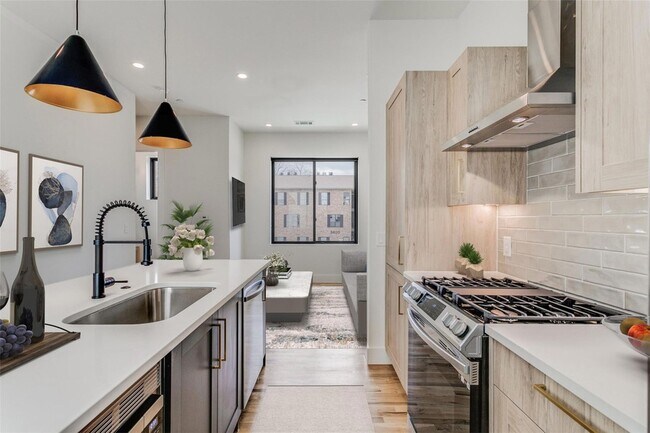 Foto del edificio - 5609 Live Oak St