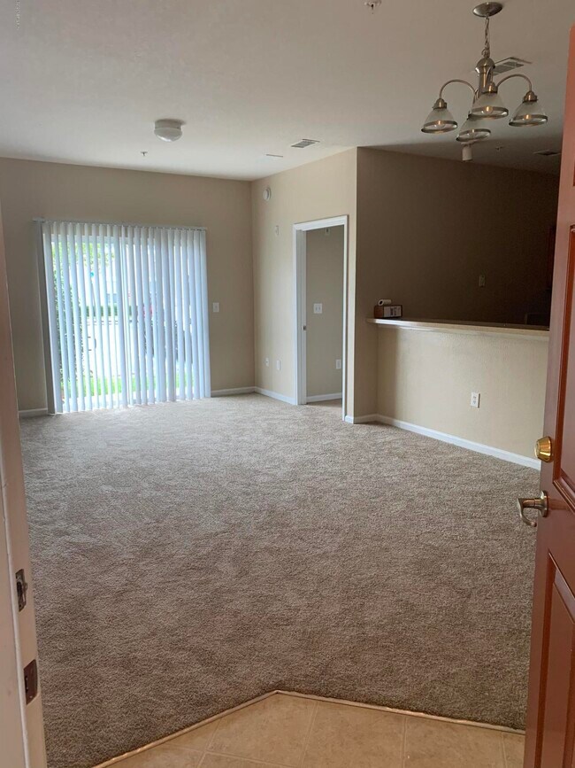 6915 Ortega Woods Dr Unit 35, Jacksonville, FL 32244 Condo for Rent