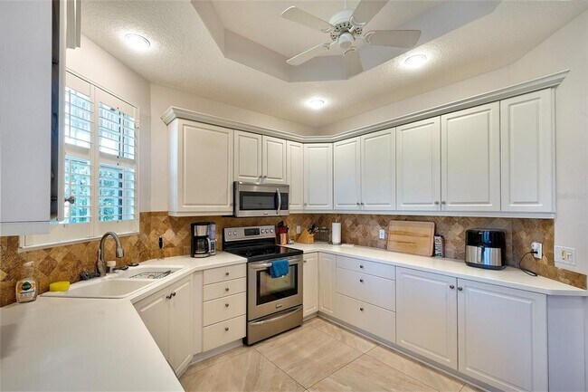 Foto del edificio - 5264 Bouchard Cir