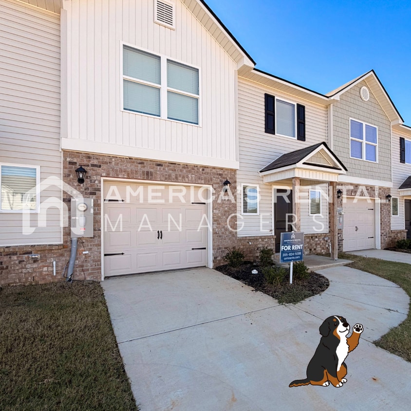 Foto principal - New Construction Townhome for Rent in Deca...