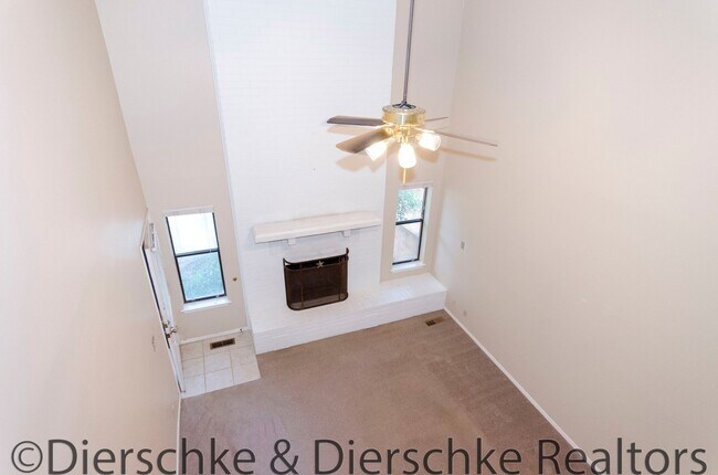 Foto del edificio - SPACIOUS and cute 3 Bedroom 3 Bath house c...