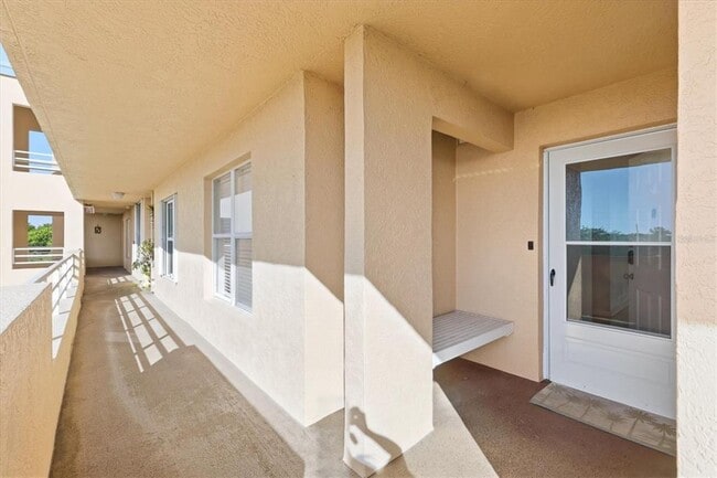 Building Photo - 4570 Pinebrook Cir