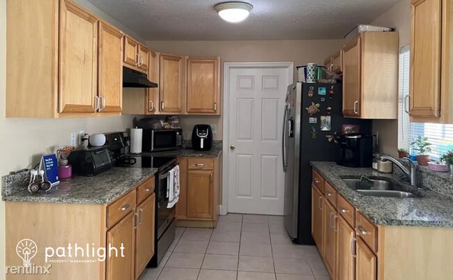 Foto del edificio - 2 br, 1 bath House - 344 Colony Court UNIT