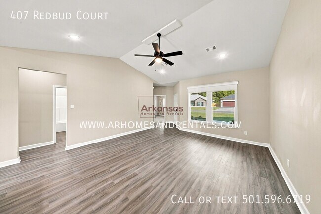 Foto del edificio - 407 Redbud Ct