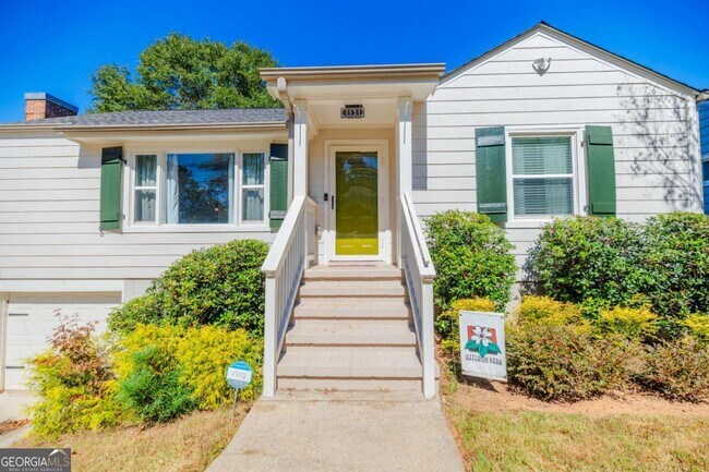 Building Photo - 1131 Winburn Dr