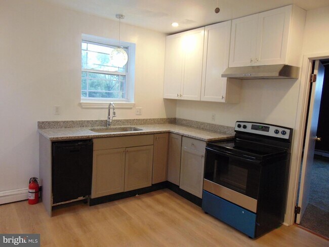 Foto del edificio - 781 Paulsboro Rd