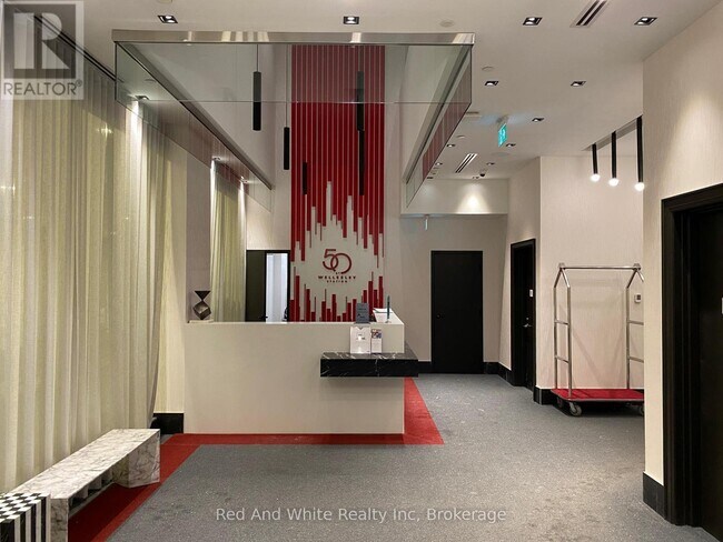 Building Photo - 50 Wellesley St E