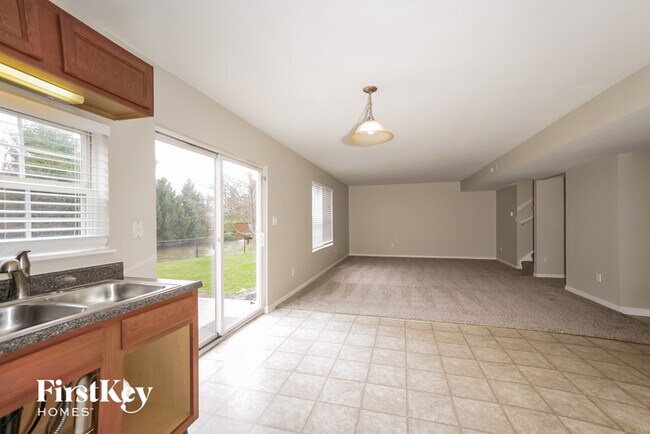 Building Photo - 6465 Matcumbe Way